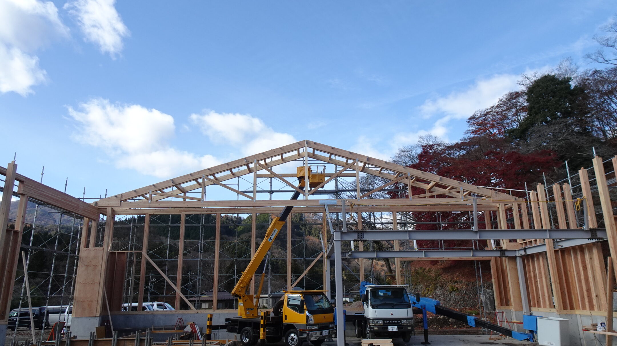 某加工センター（キングポスト　スパン20M）